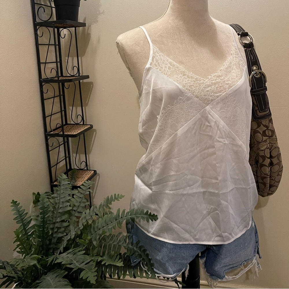 White lace top